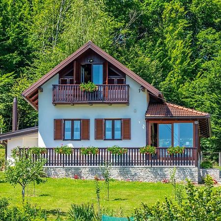 Holiday Home Mare Near River Karlovac Εξωτερικό φωτογραφία