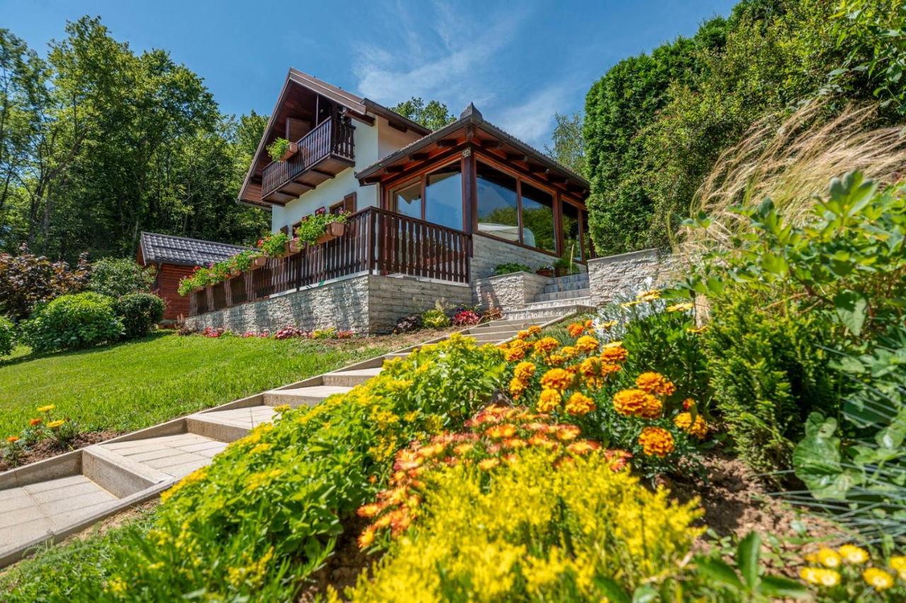 Holiday Home Mare Near River Karlovac Εξωτερικό φωτογραφία