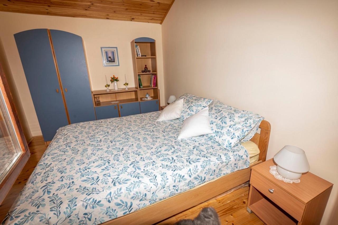 Holiday Home Mare Near River Karlovac Εξωτερικό φωτογραφία